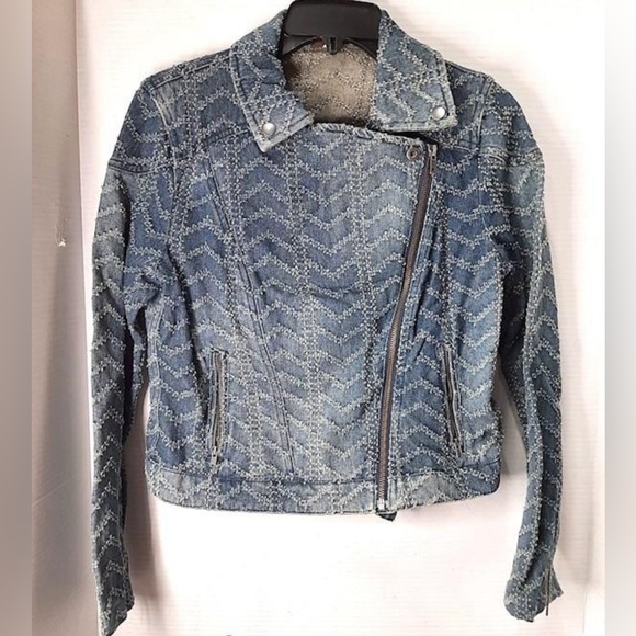 Free People Chevron Herringbone Punched Moto Jean Jacket Sz 4 Get Fall Ready🍁! - Picture 1 of 13